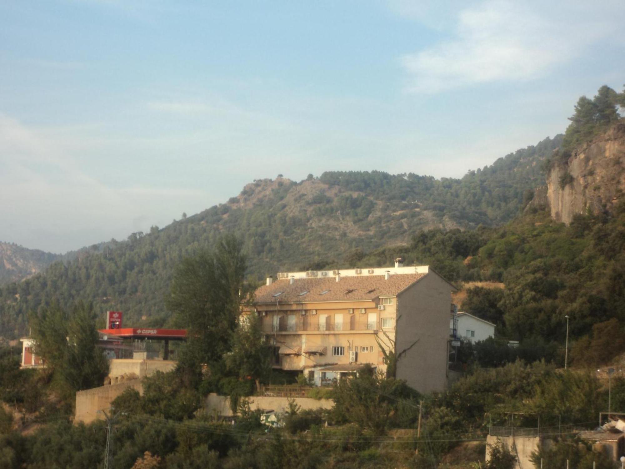 Hotel San Julian Burunchel Extérieur photo